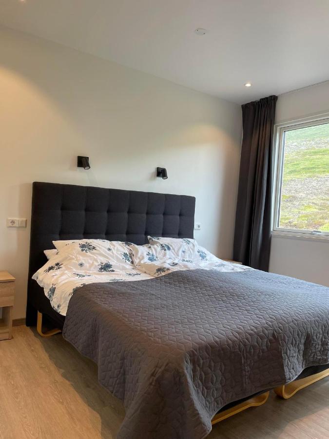 Vestmannsvatn Guesthouse Athaldalur Exteriör bild