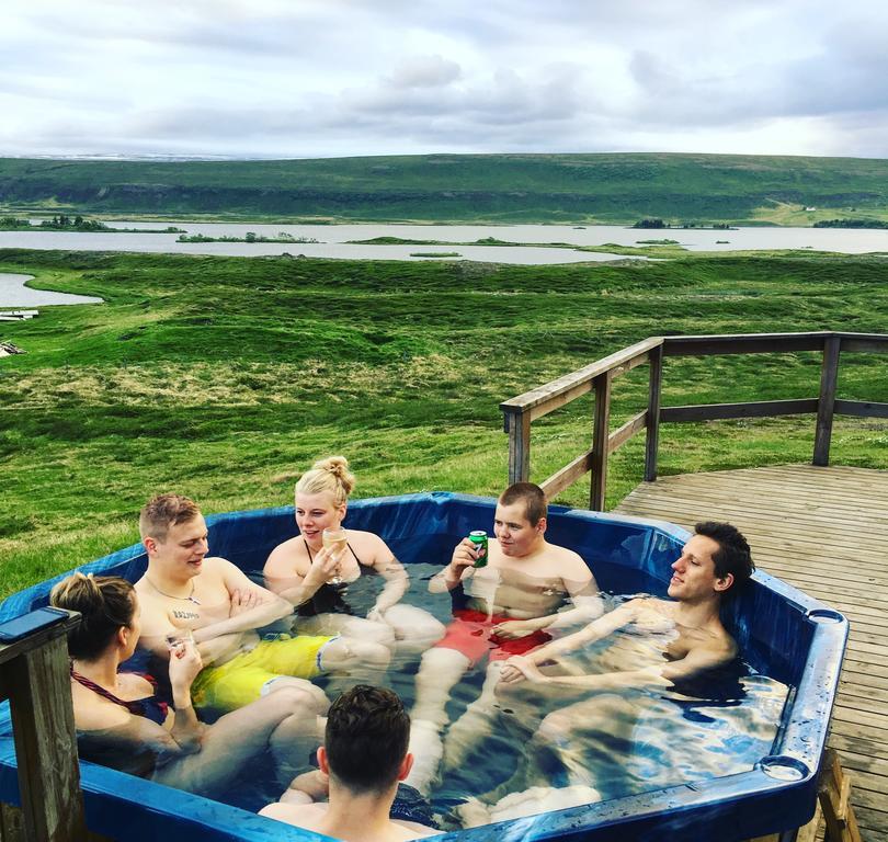 Vestmannsvatn Guesthouse Athaldalur Exteriör bild