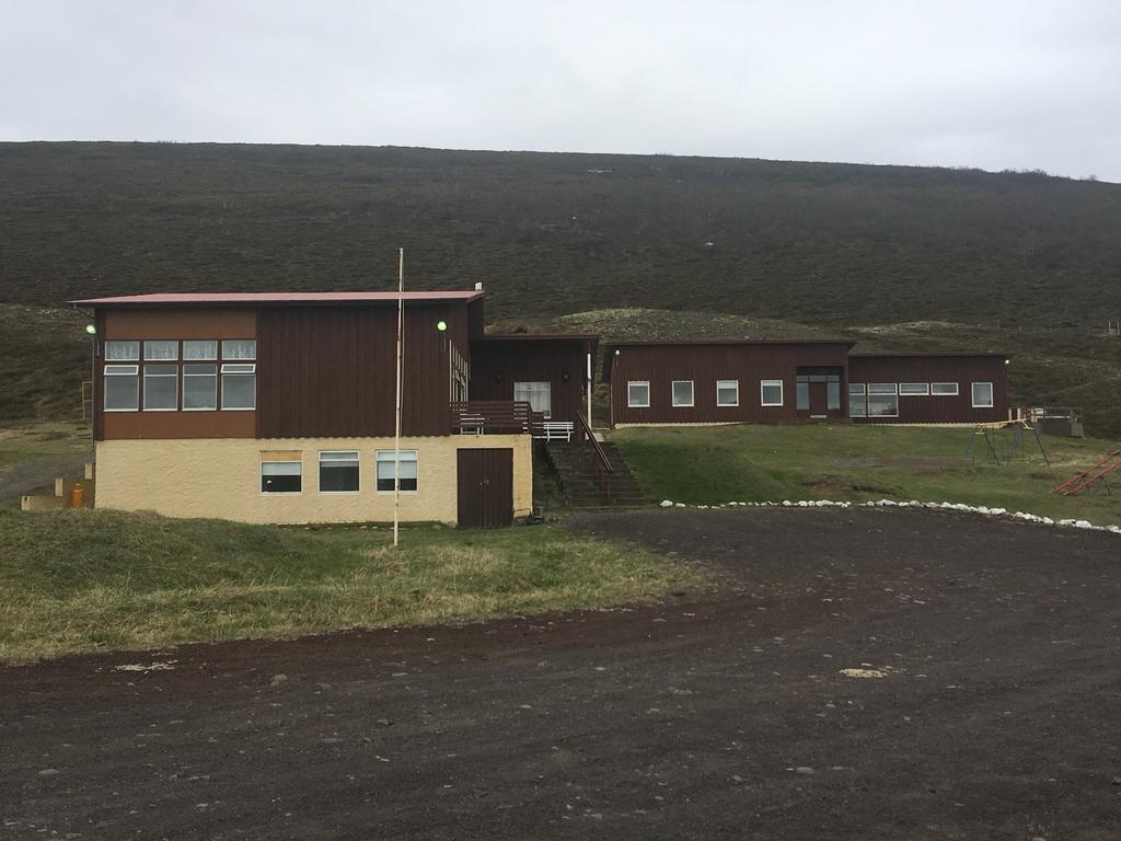 Vestmannsvatn Guesthouse Athaldalur Exteriör bild
