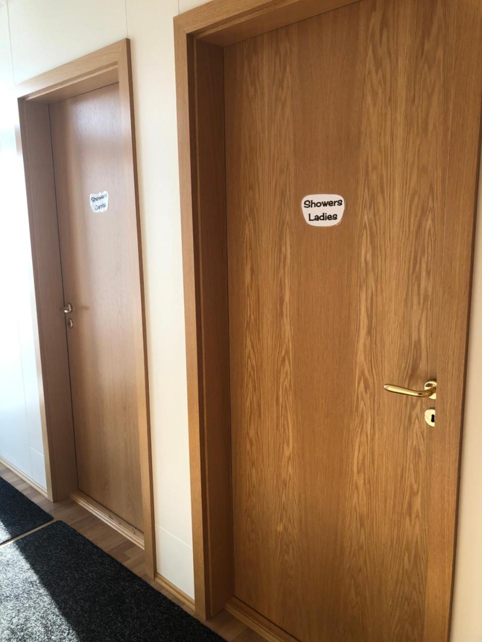Vestmannsvatn Guesthouse Athaldalur Exteriör bild